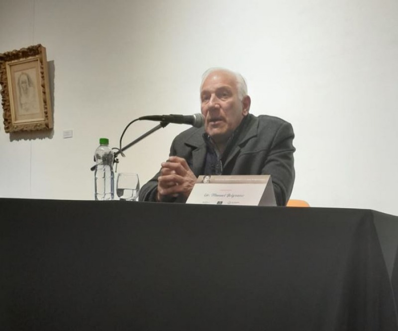 Exitosa conferencia sobre la figura de Manuel Belgrano